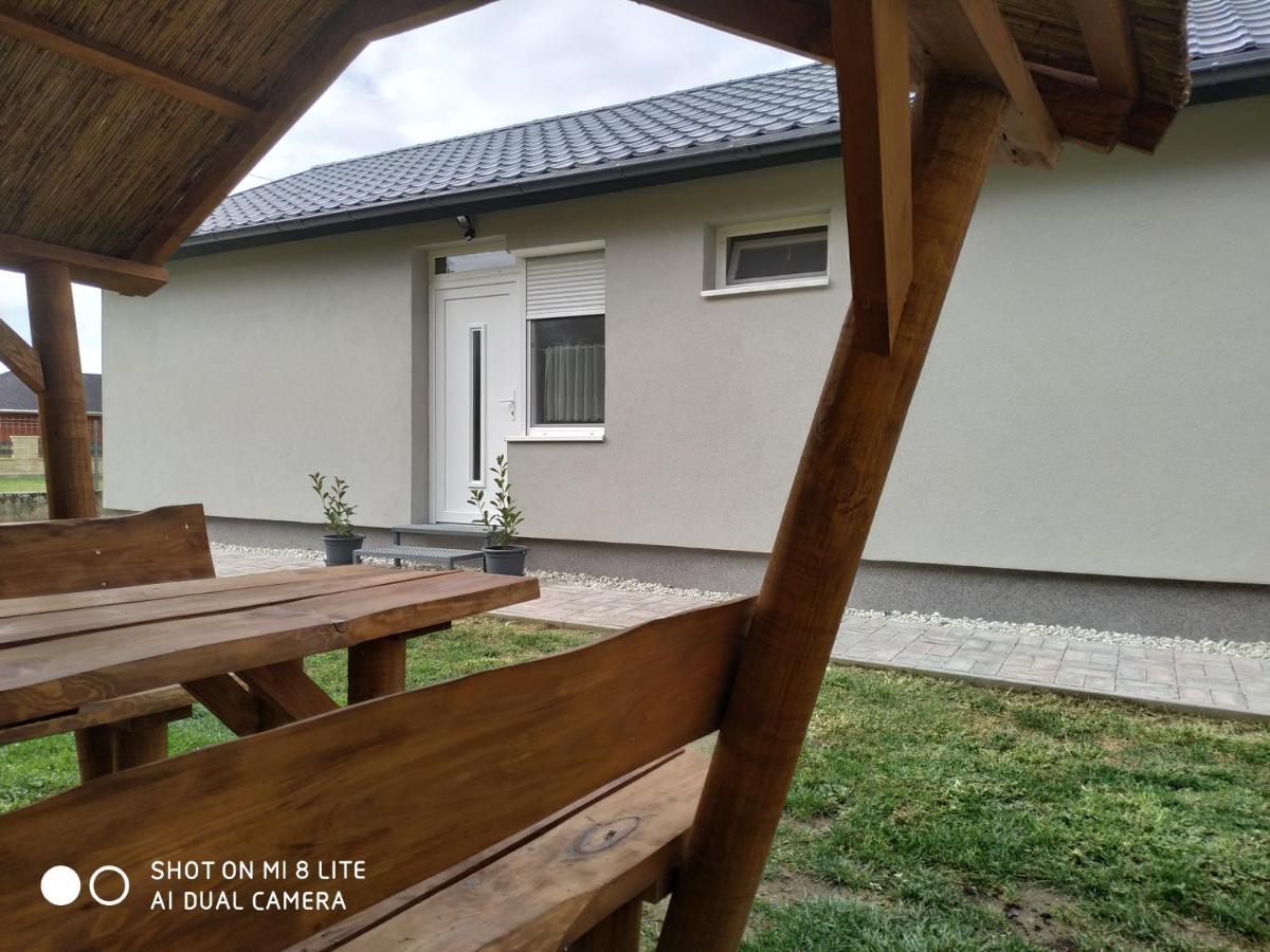 Sueni Apartman Ordacsehi Экстерьер фото